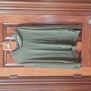 Stitches & Stripes Sweater Hoodie Size M